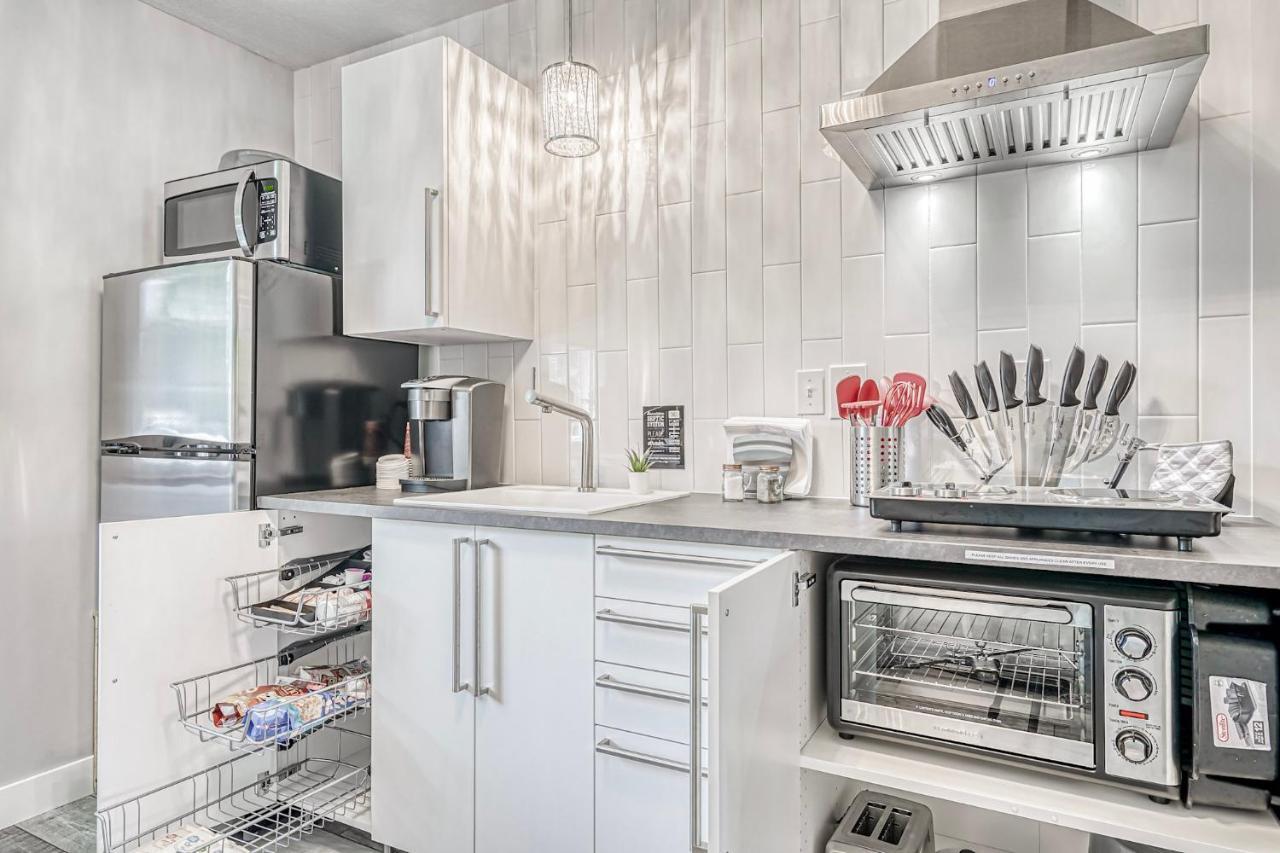 Lighthouse Kitchen Suites Near Auburn Waterloo I-69 Exit 334 外观 照片